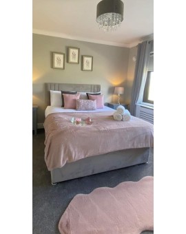 Manhattan style  Bed