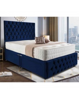 Chesterfield bed with footboard